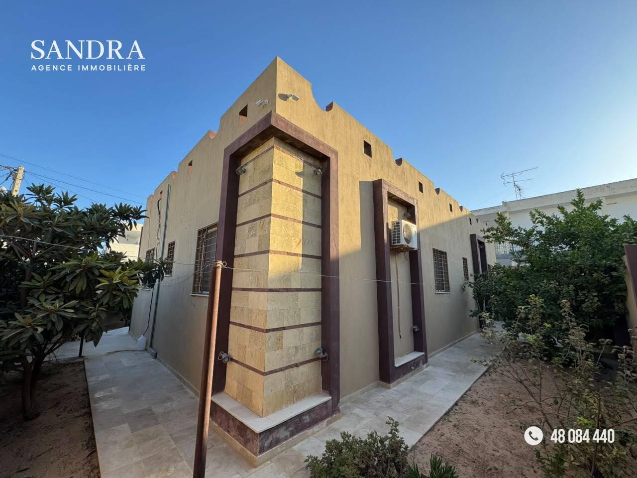 Property media