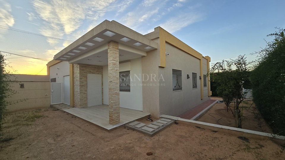 Property media