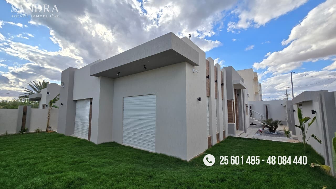 Property media