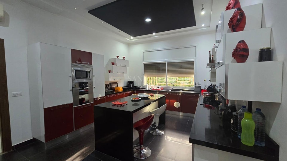 Property media