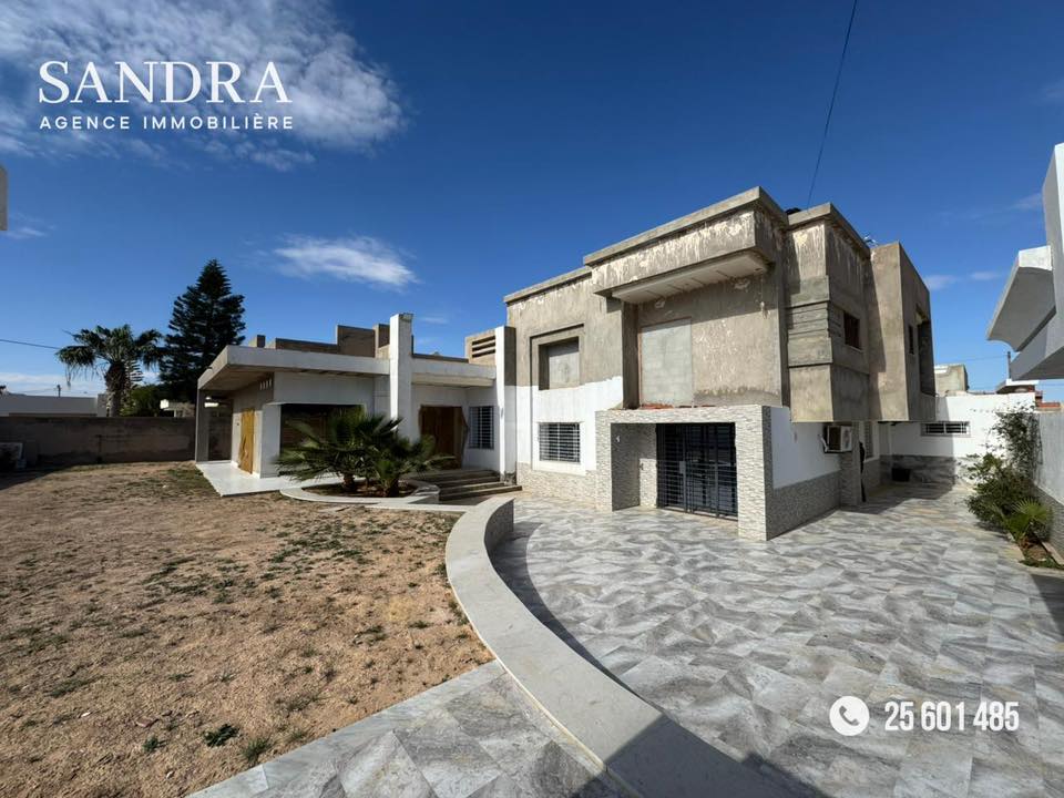 Property media
